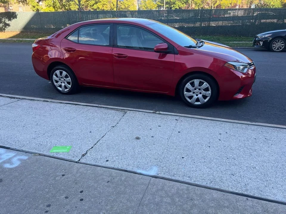2014 Toyota Corolla 11th Gen - Image 3 of 12