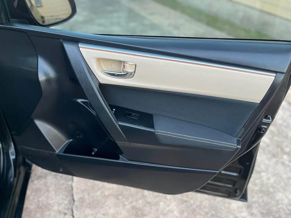 2014 Toyota Corolla 11th Gen - Image 9 of 12