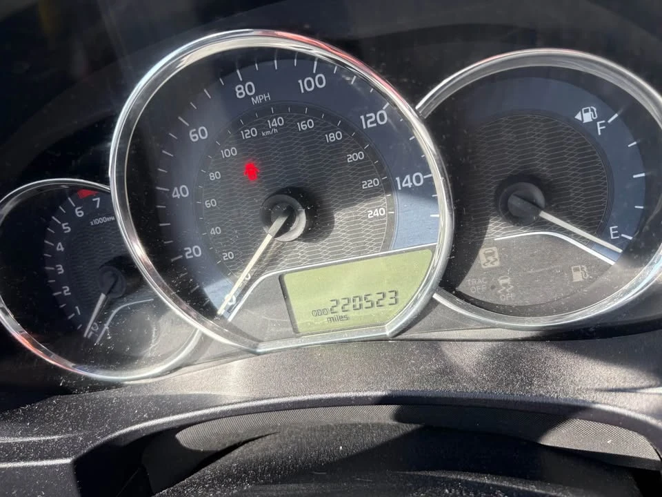 2014 Toyota Corolla 11th Gen - Image 10 of 16