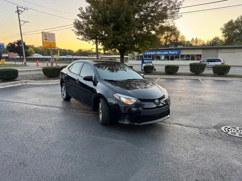 2014 Toyota Corolla 11th Gen - Image 2 of 8