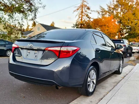 2014 Toyota Corolla 11th Gen - Image 3 of 19