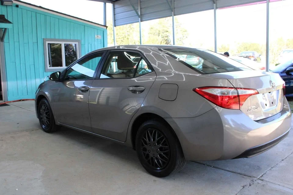 2014 Toyota Corolla 11th Gen - Image 7 of 18
