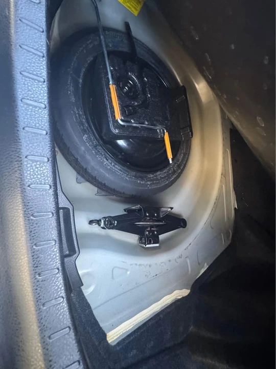 2014 Toyota Corolla 11th Gen - Image 10 of 10