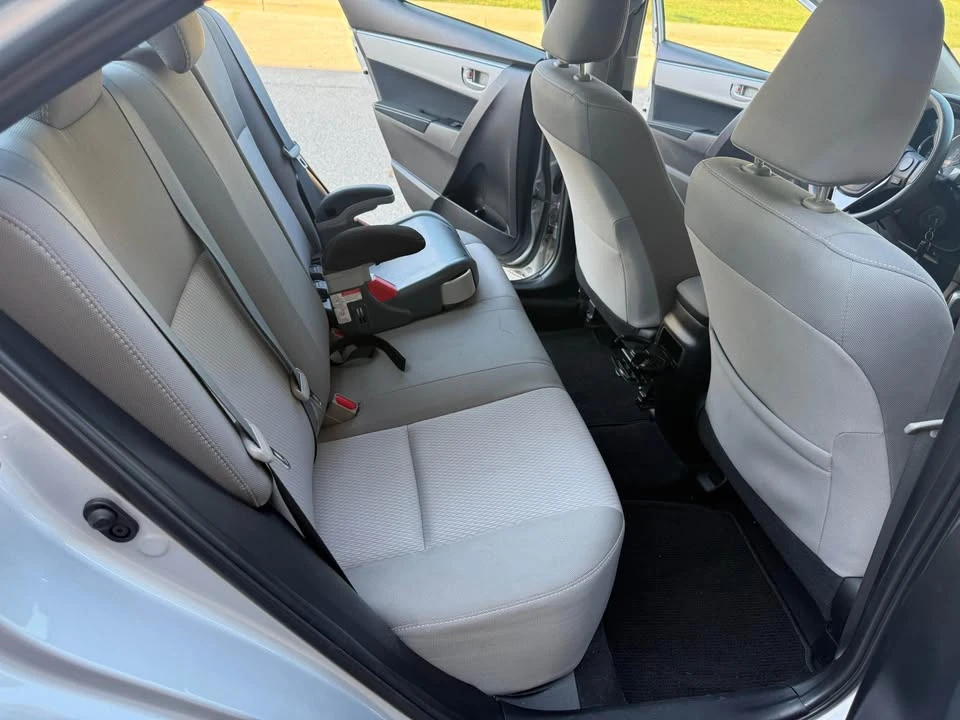 2014 Toyota Corolla 11th Gen - Image 12 of 14