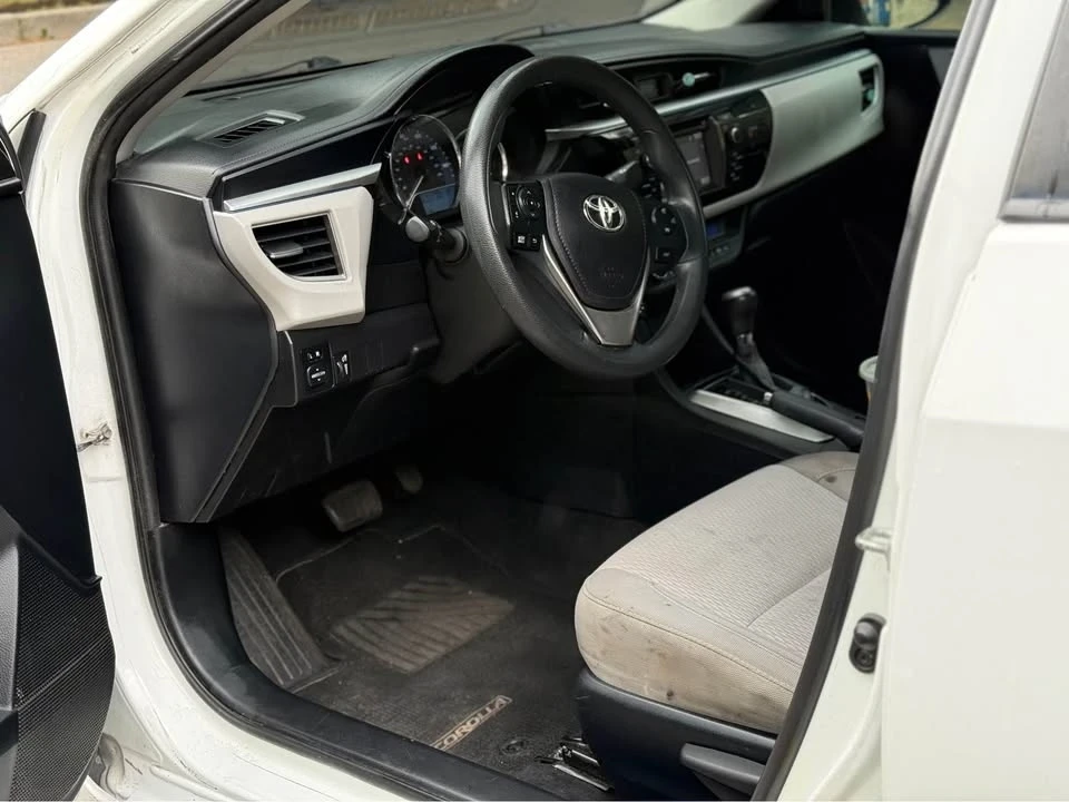 2014 Toyota Corolla 11th Gen - Image 5 of 9