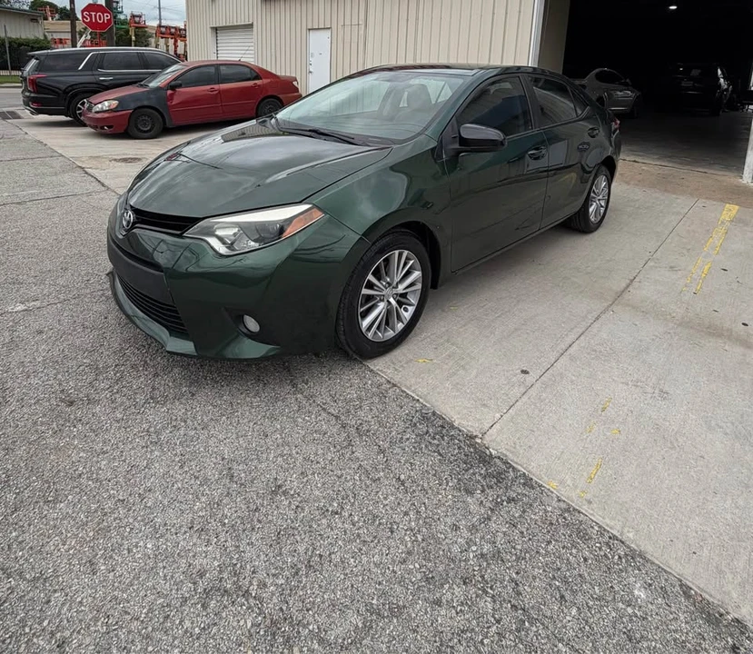 2014 Toyota Corolla 11th Gen - Image 2 of 8