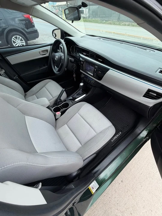 2014 Toyota Corolla 11th Gen - Image 5 of 8
