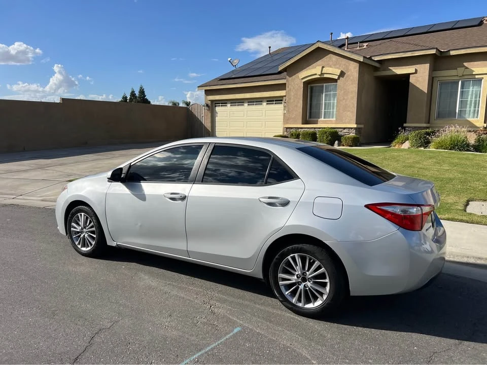 2014 Toyota Corolla 11th Gen - Image 2 of 8