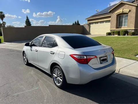 2014 Toyota Corolla 11th Gen - Image 3 of 8