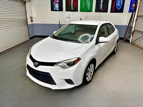 2014 Toyota Corolla LE Sedan