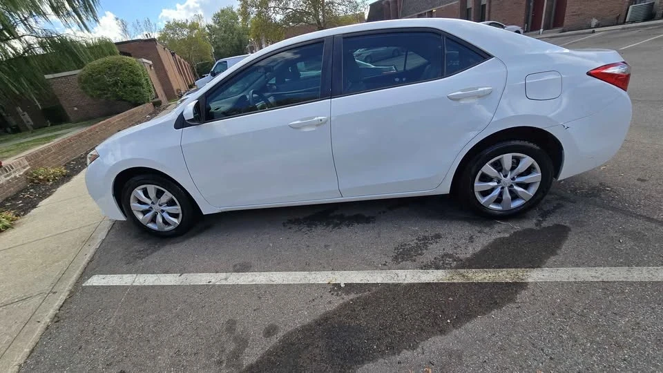 2014 Toyota Corolla 11th Gen - Image 6 of 9