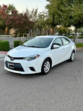 2014 Toyota Corolla LE Sedan