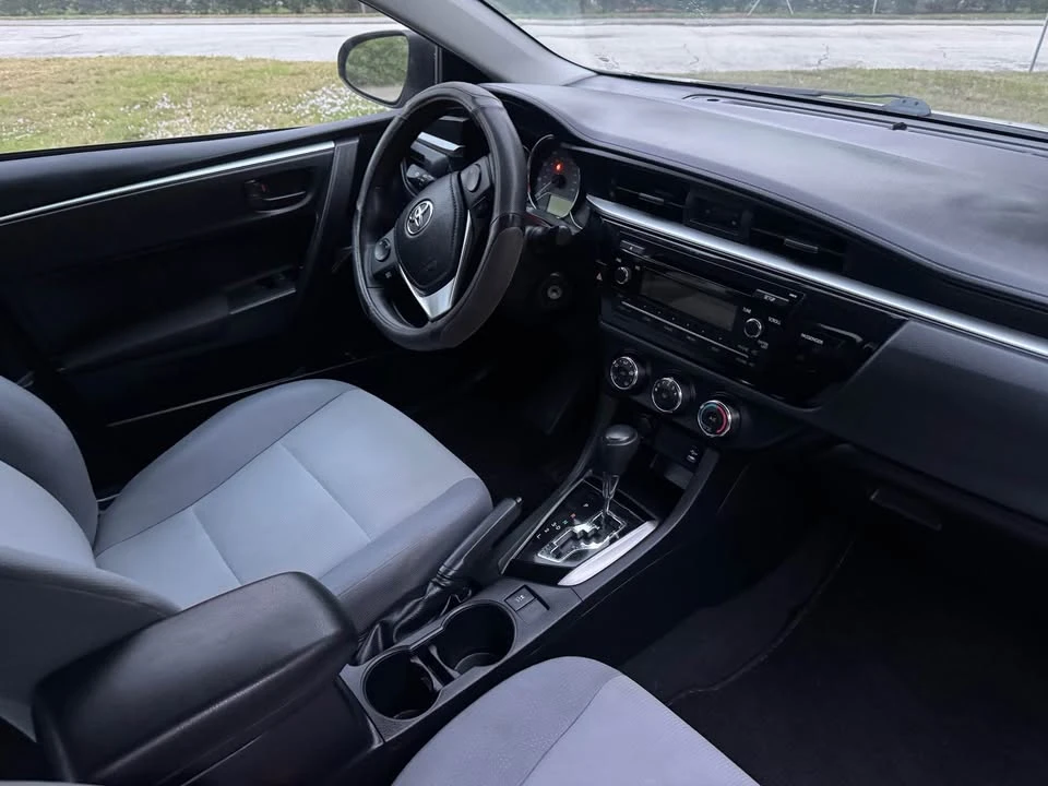 2014 Toyota Corolla 11th Gen - Image 7 of 11