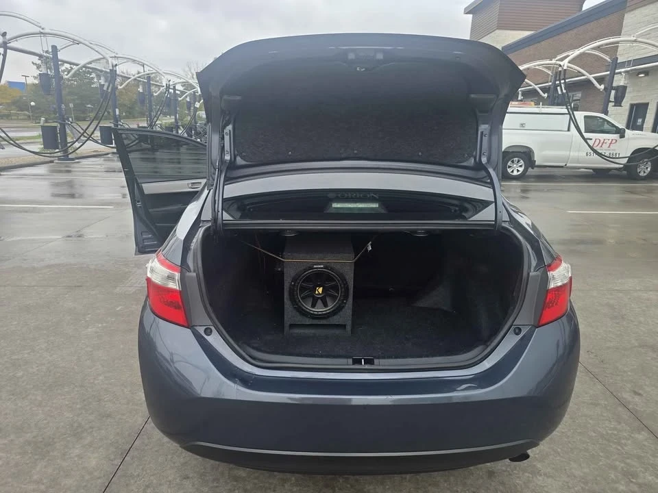 2014 Toyota Corolla 11th Gen - Image 5 of 8
