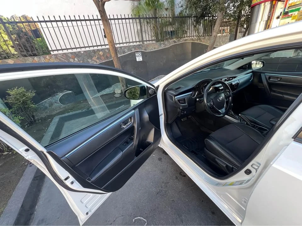 2014 Toyota Corolla 11th Gen - Image 6 of 11
