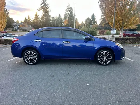 2014 Toyota Corolla 11th Gen - Image 3 of 8