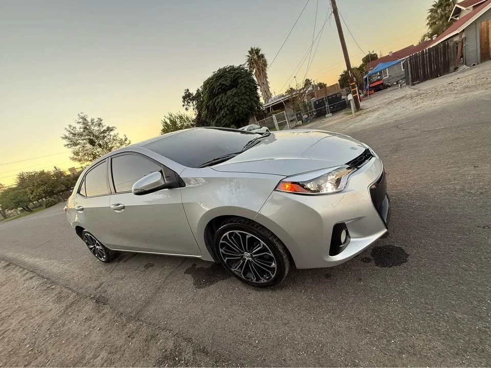 2014 Toyota Corolla 11th Gen - Image 4 of 11