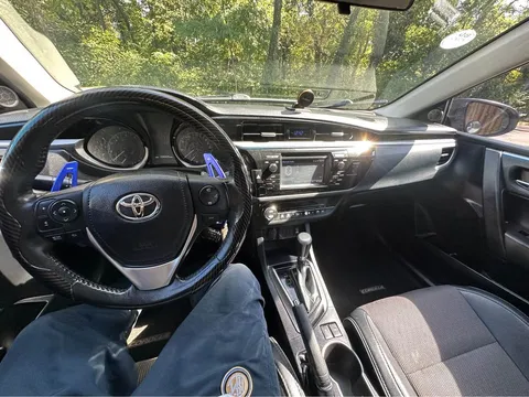 2014 Toyota Corolla 11th Gen - Image 4 of 9