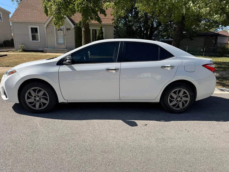 2014 Toyota Corolla 11th Gen - Image 5 of 5
