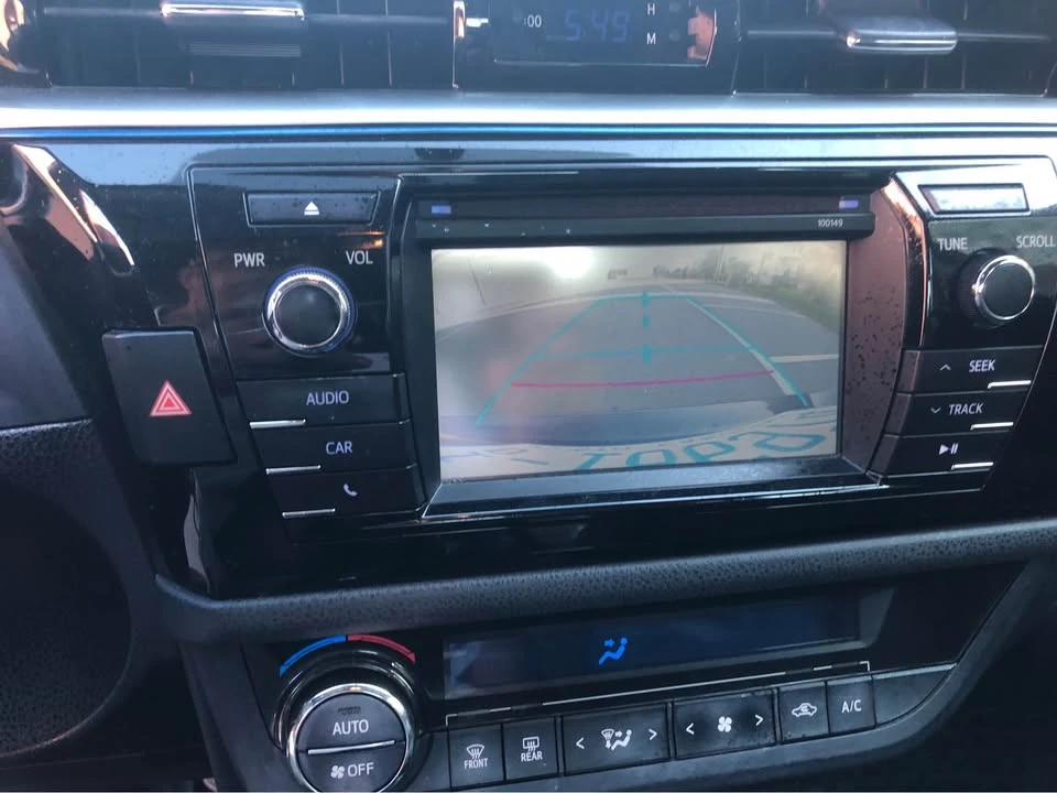 2014 Toyota Corolla 11th Gen - Image 10 of 12