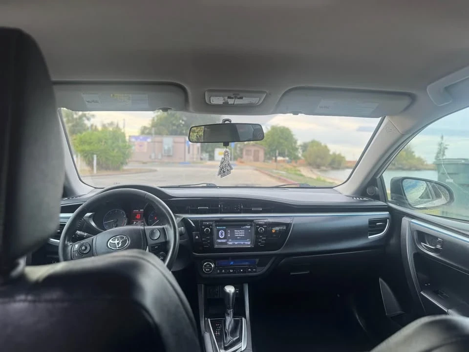 2014 Toyota Corolla 11th Gen - Image 9 of 10
