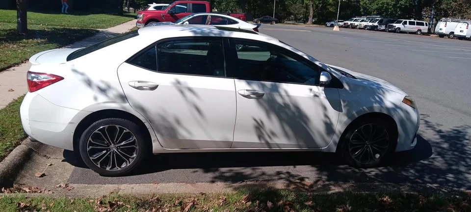 2014 Toyota Corolla 11th Gen - Image 2 of 8