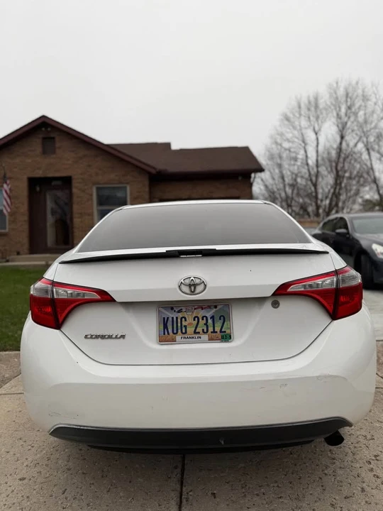2014 Toyota Corolla 11th Gen - Image 3 of 12