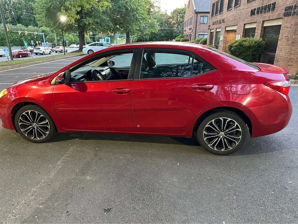 2014 Toyota Corolla 11th Gen - Image 4 of 15