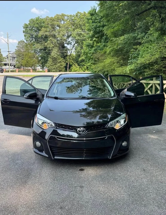 2014 Toyota Corolla 11th Gen - Image 6 of 13
