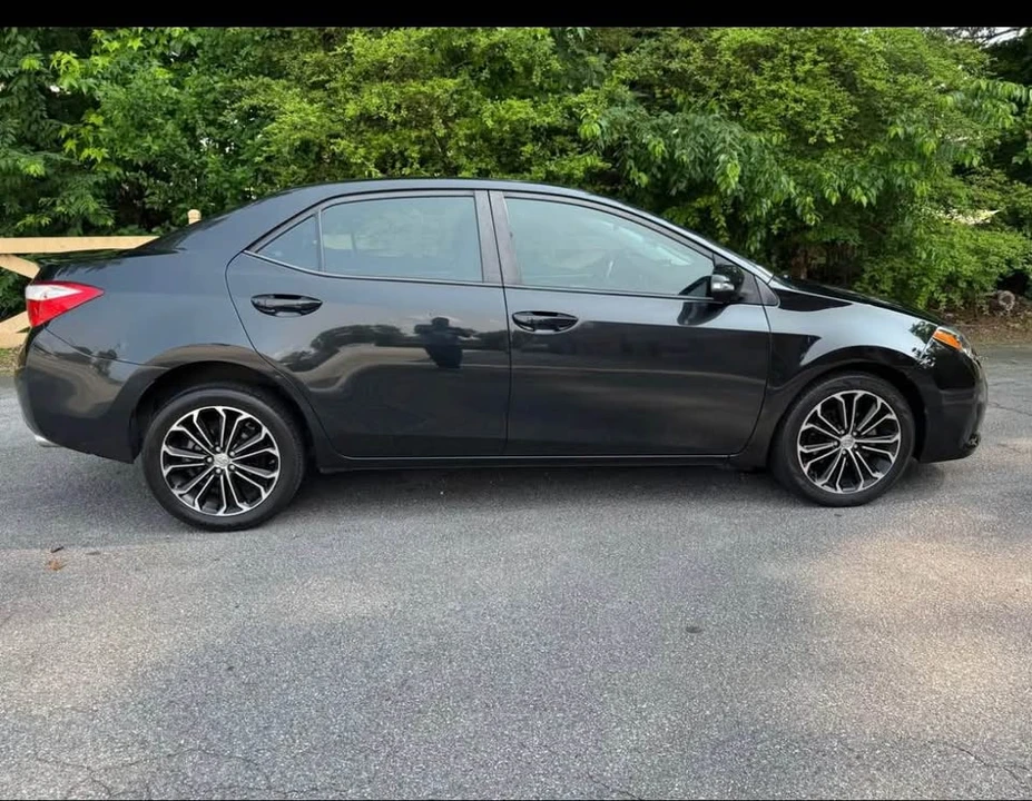 2014 Toyota Corolla 11th Gen - Image 4 of 13