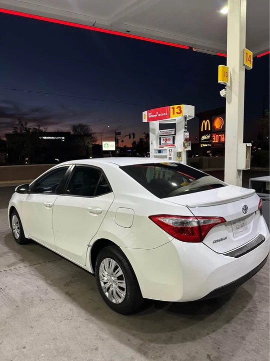 2014 Toyota Corolla 11th Gen - Image 2 of 9