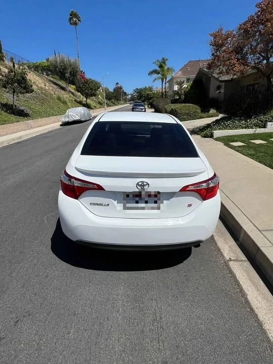 2014 Toyota Corolla 11th Gen - Image 4 of 11