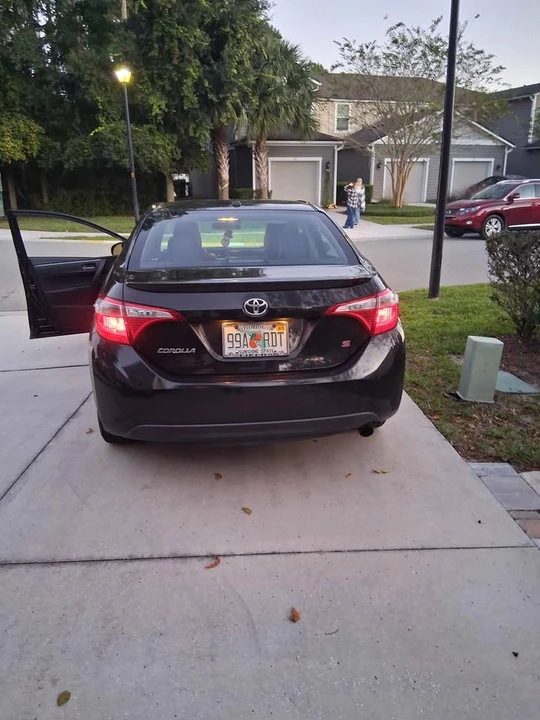 2014 Toyota Corolla 11th Gen - Image 2 of 13