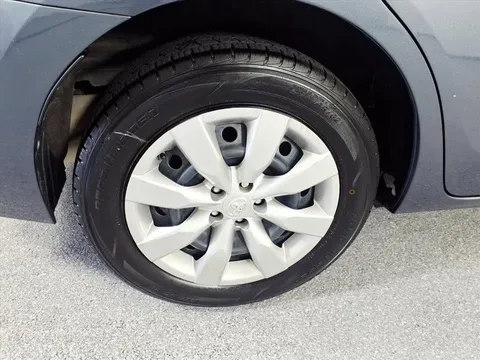 2014 Toyota Corolla 11th Gen - Image 3 of 11