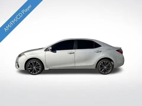2014 Toyota Corolla 11th Gen - Image 2 of 15