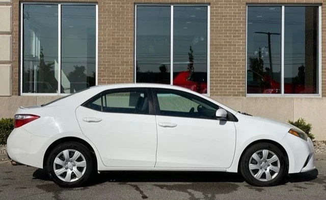 2014 Toyota Corolla 11th Gen - Image 5 of 13