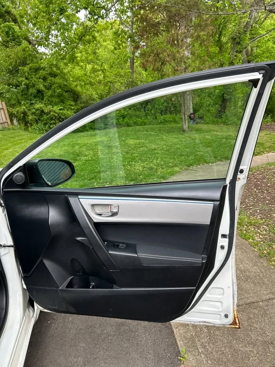 2014 Toyota Corolla 11th Gen - Image 13 of 20
