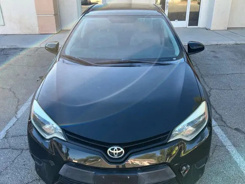 2014 Toyota Corolla 11th Gen - Image 3 of 19