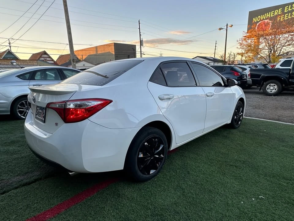 2014 Toyota Corolla 11th Gen - Image 9 of 12