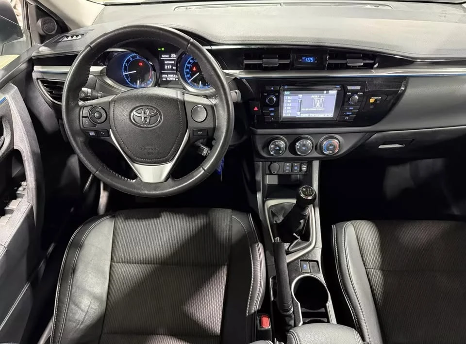 2014 Toyota Corolla 11th Gen - Image 10 of 16