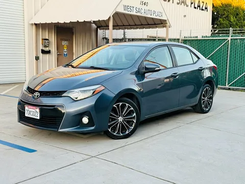 2014 Toyota Corolla 11th Gen - Image 2 of 16