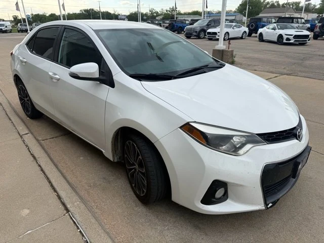 2014 Toyota Corolla 11th Gen - Image 4 of 12