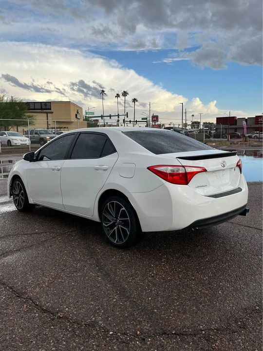2014 Toyota Corolla 11th Gen - Image 6 of 11