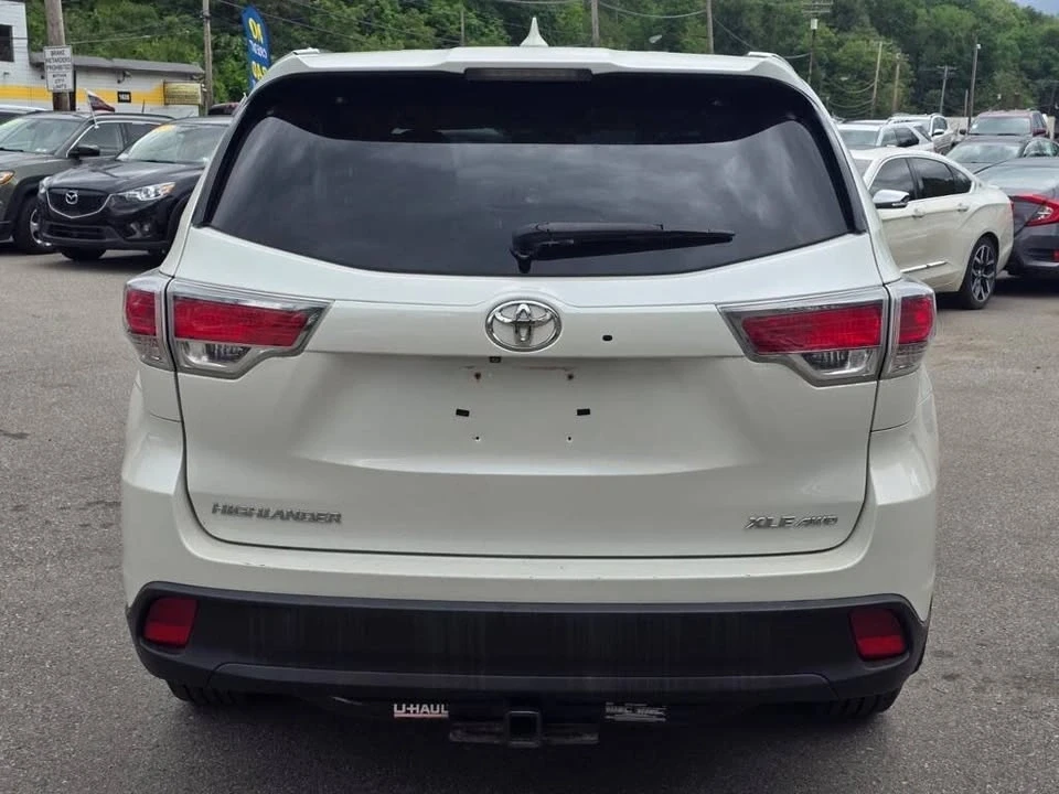 2014 Toyota Highlander - Image 3 of 11
