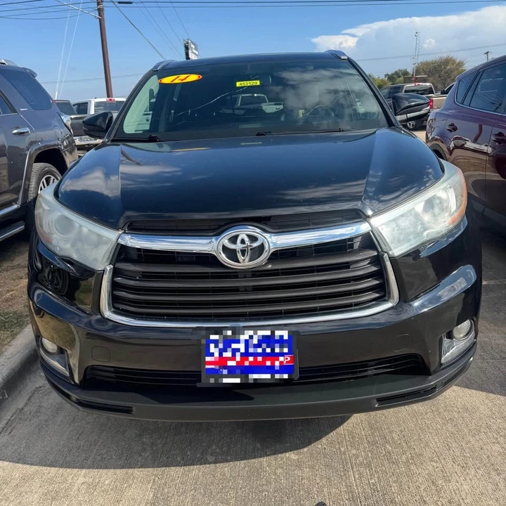 2014 Toyota Highlander - Image 2 of 14