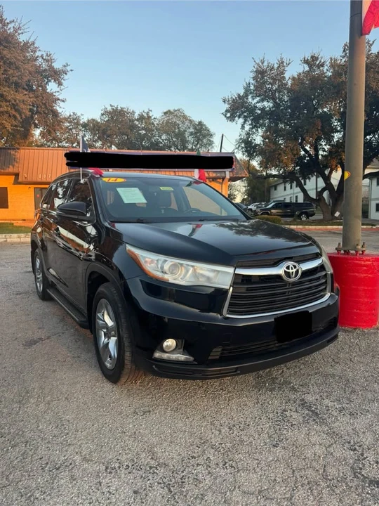 2014 Toyota Highlander - Image 2 of 8