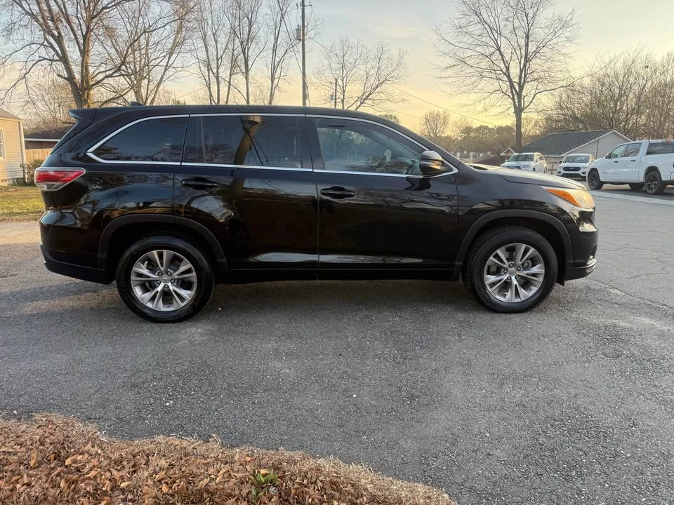2014 Toyota Highlander - Image 4 of 16
