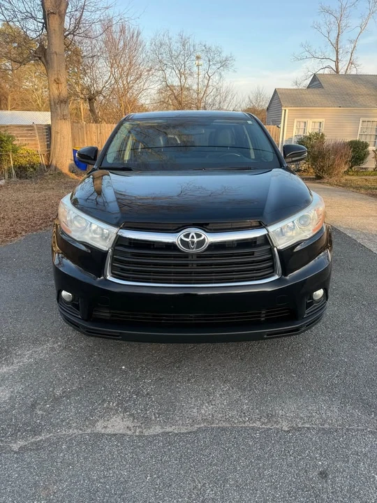 2014 Toyota Highlander - Image 2 of 16