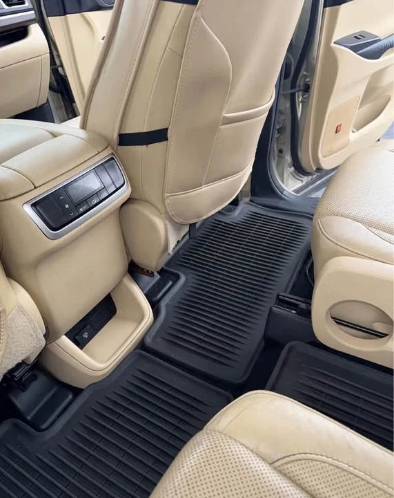 2014 Toyota Highlander - Image 10 of 10