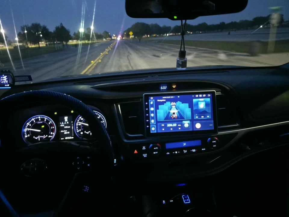 2014 Toyota Highlander - Image 6 of 6
